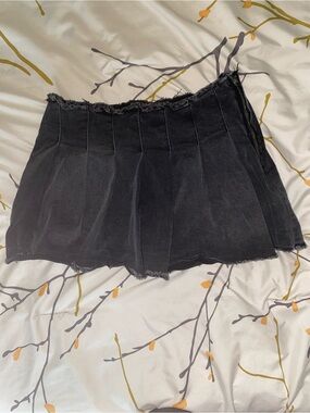 Black Pleated Mini Skirt with Frayed Hem & plain black mini skirt bundle